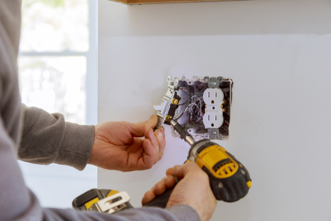Electrical Outlet Services with Pearce Electric Redmond, WA